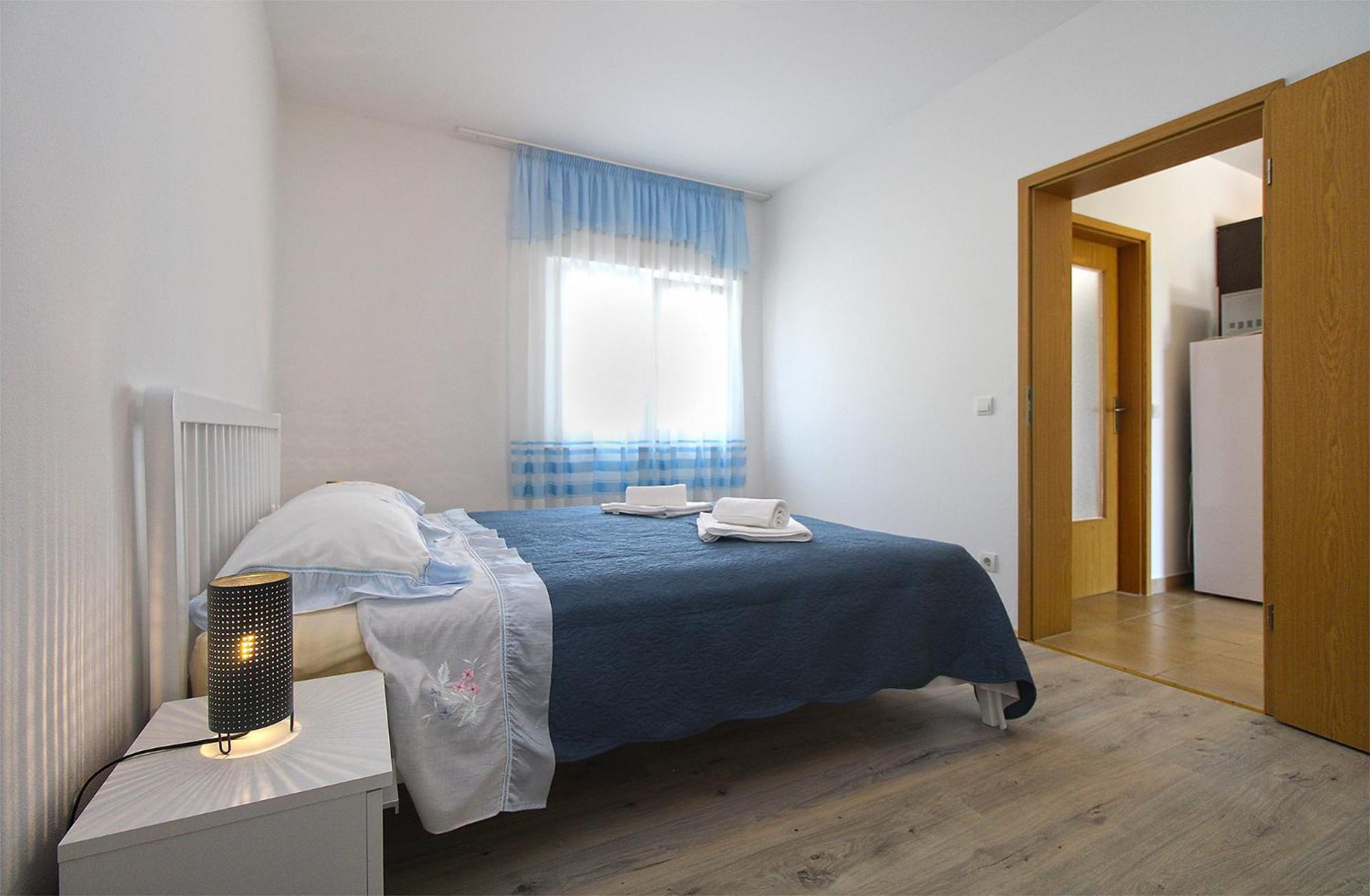 Florinda 2091 * Pula